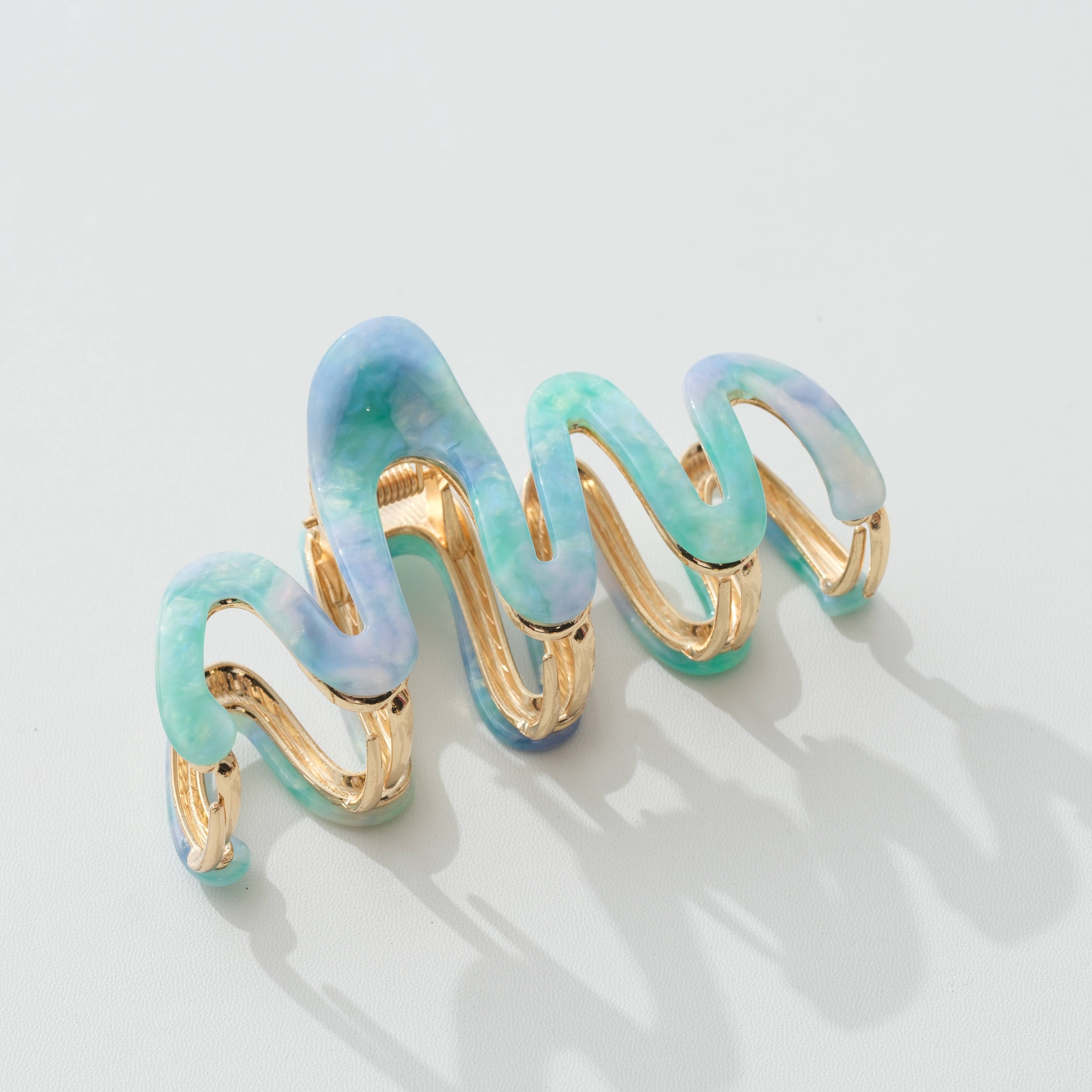 Island Sun Wave Claw Clip