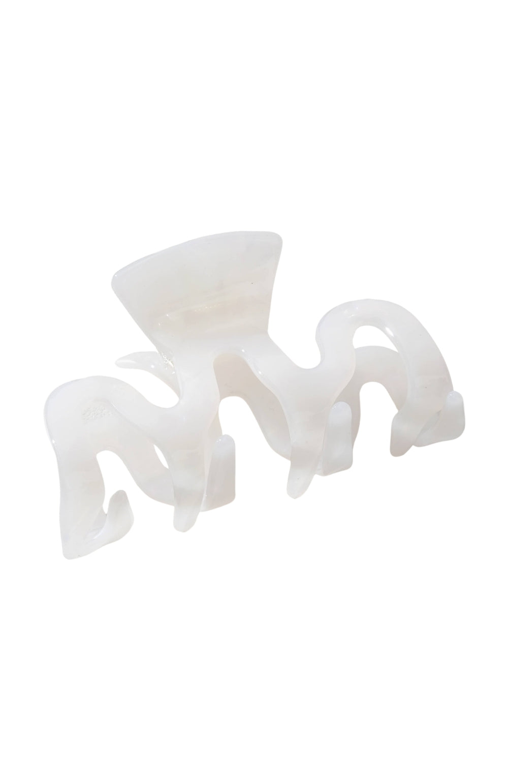 Classic Wavy Claw Clip