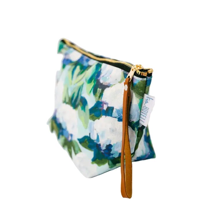 Hydrangea Travel Bag