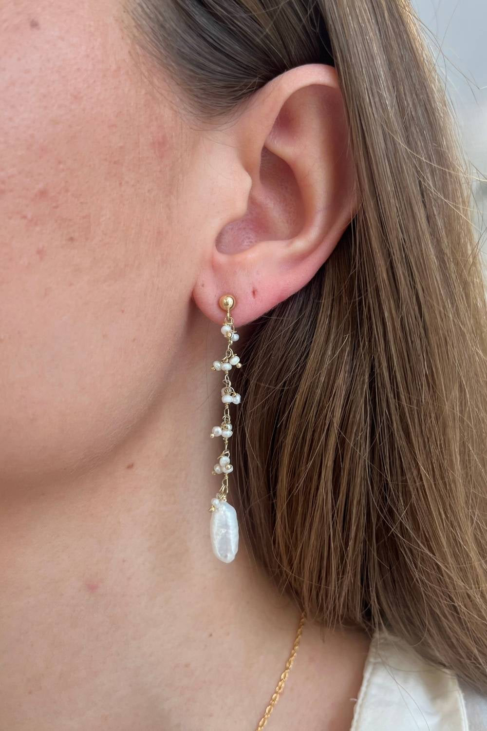 Margot Pearl Earrings