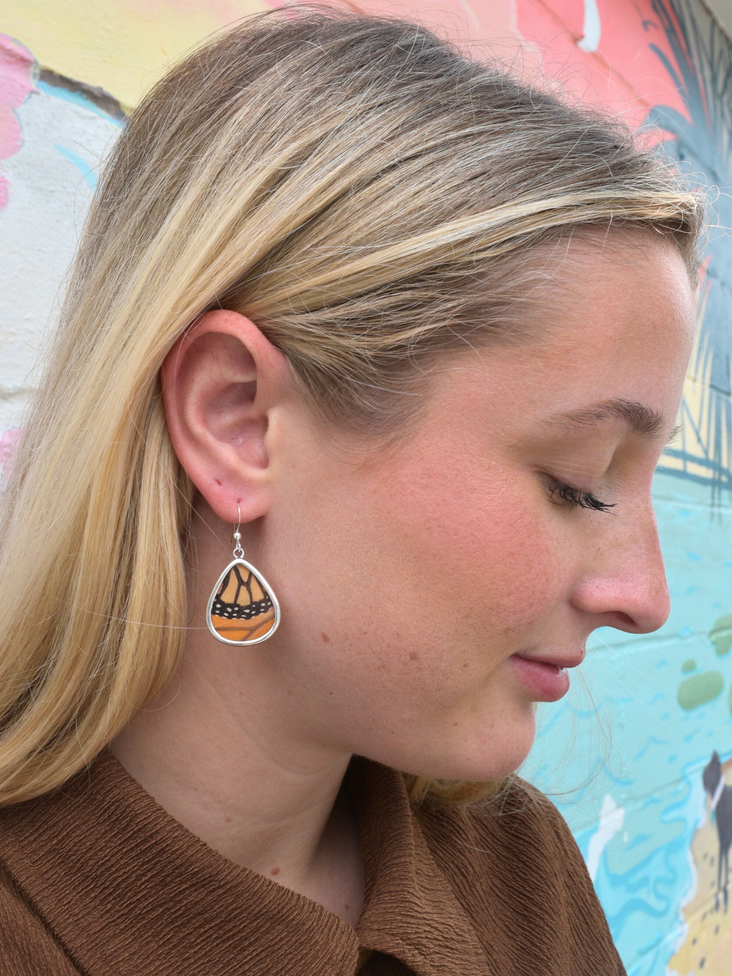 Mariposa Teardrops in Monarch