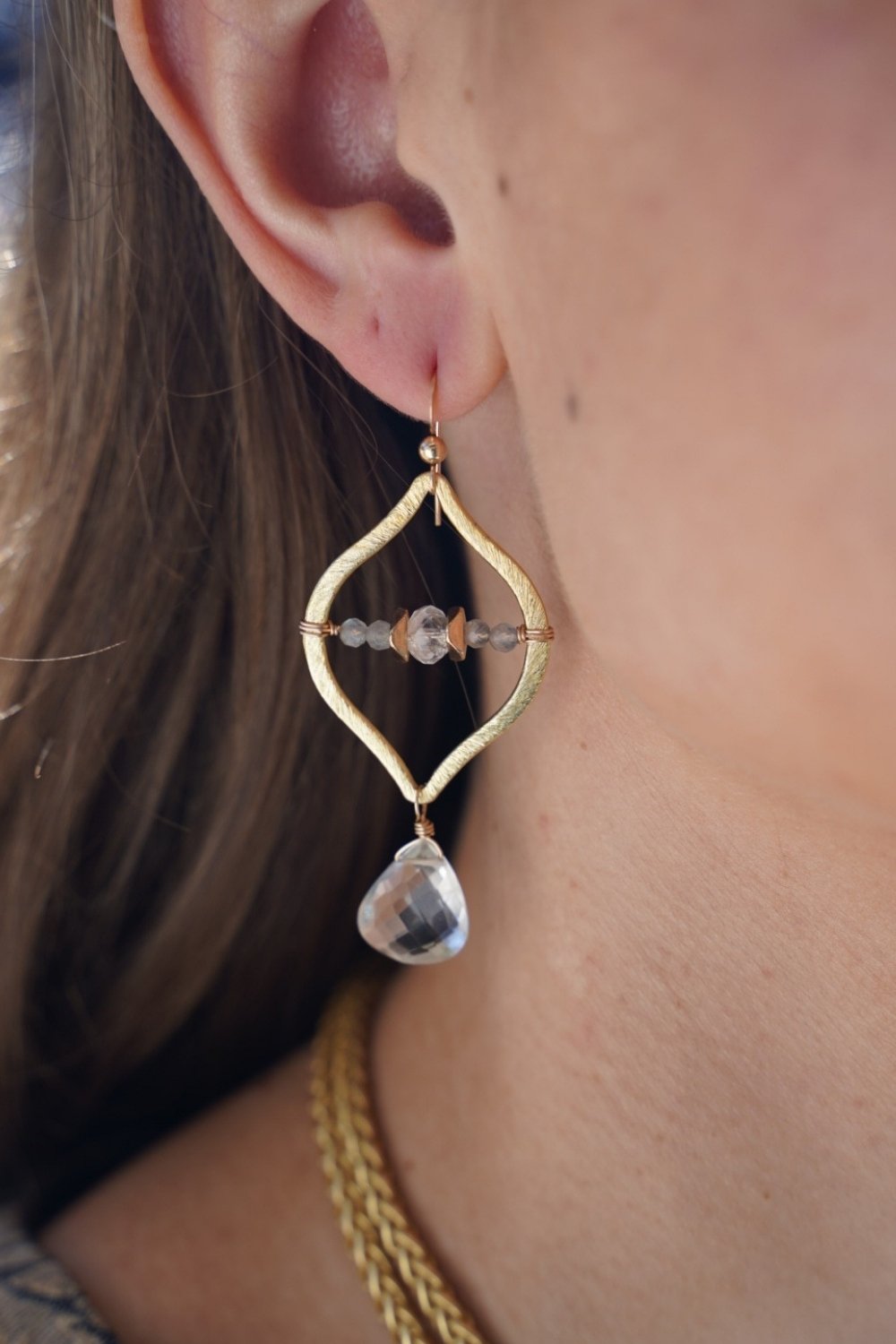 Oasis Earrings in Quartz