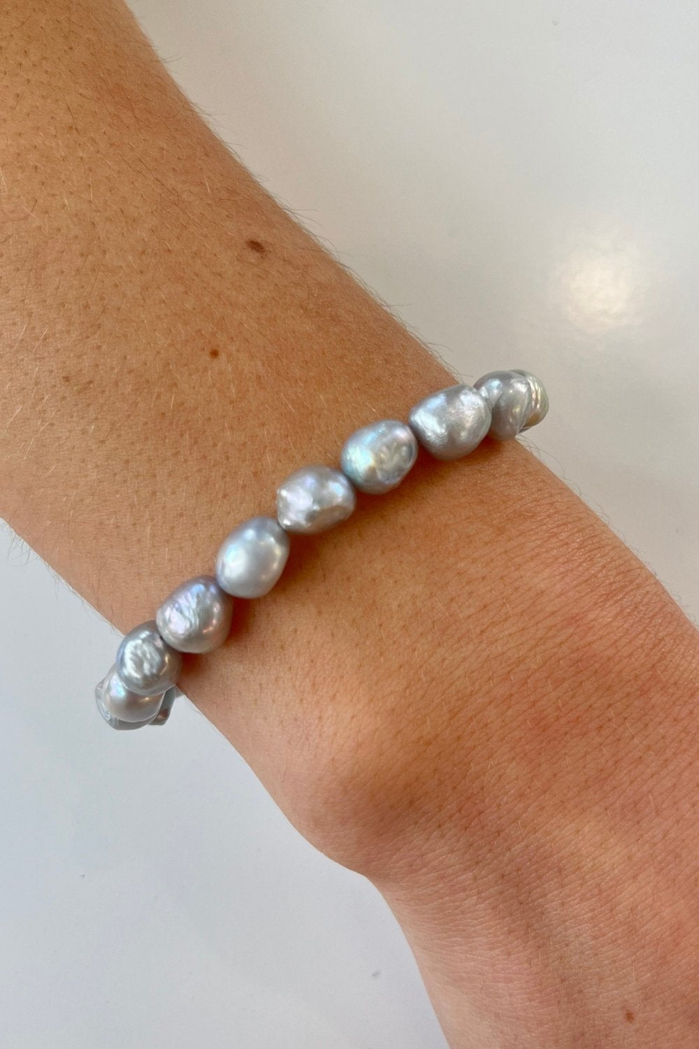 Pearlina Bracelet in Gray