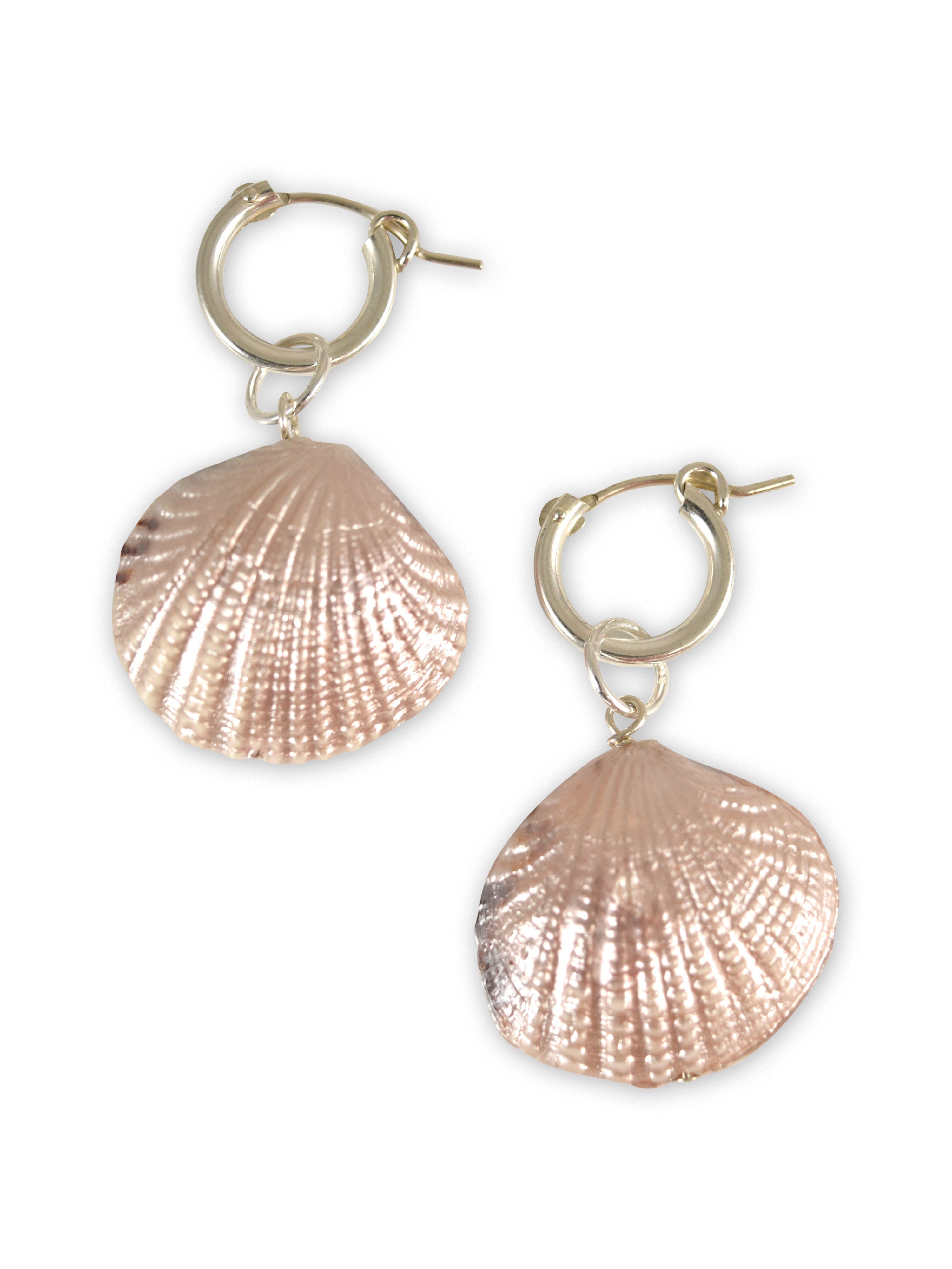 Shelly Charm in Pink