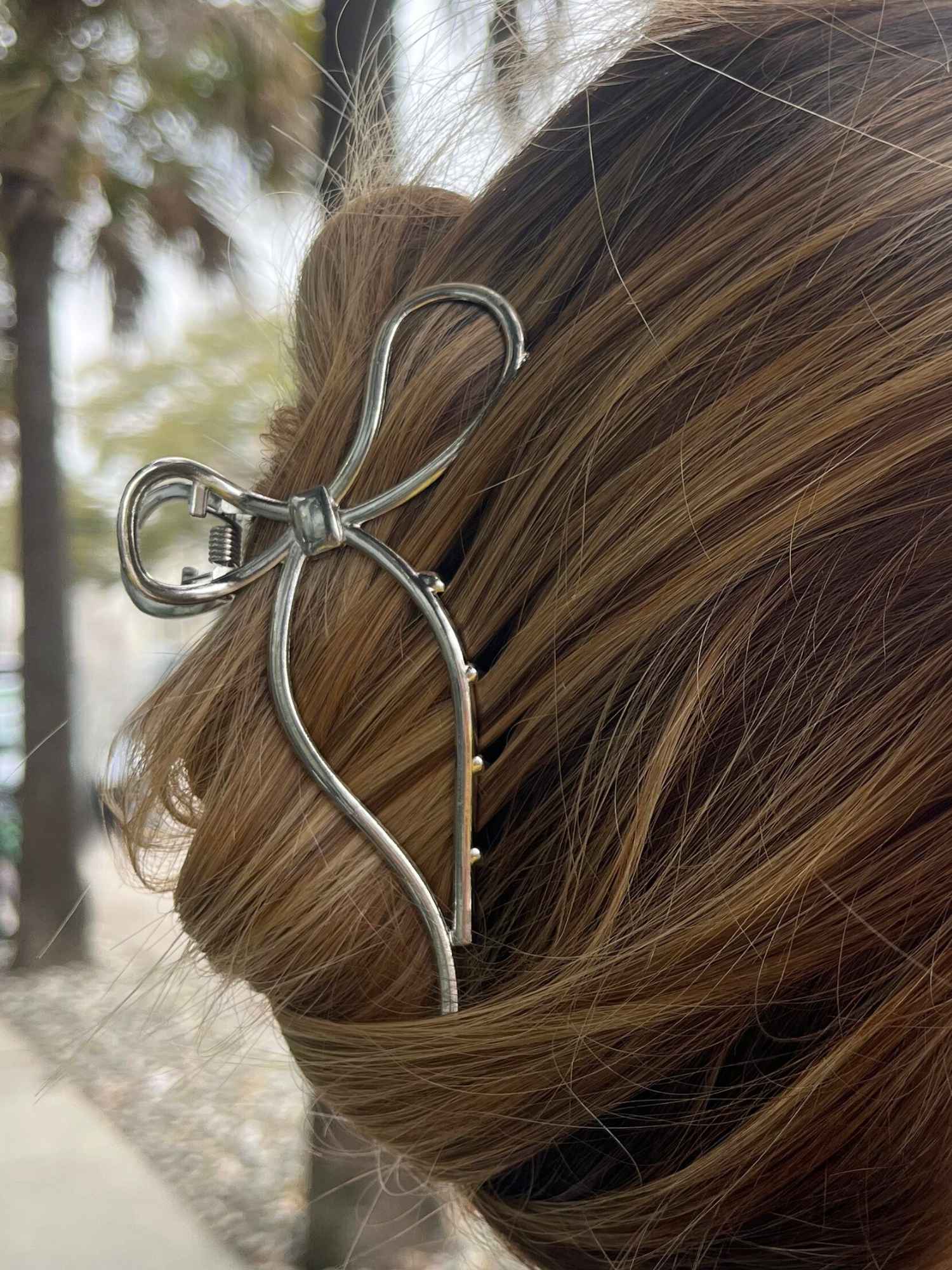 Silver Bridget Bow Claw Clip