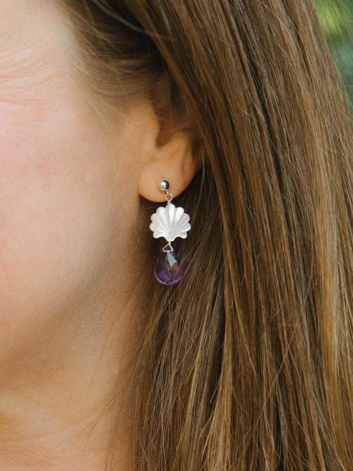 Seaside Scallop Earrings in Amethyst