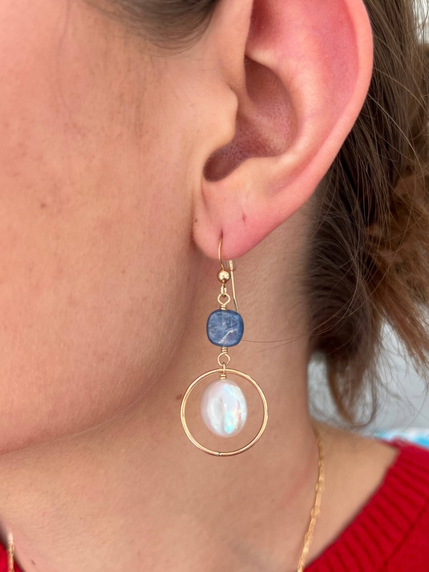 Deidre Hoop Earrings in Kyanite