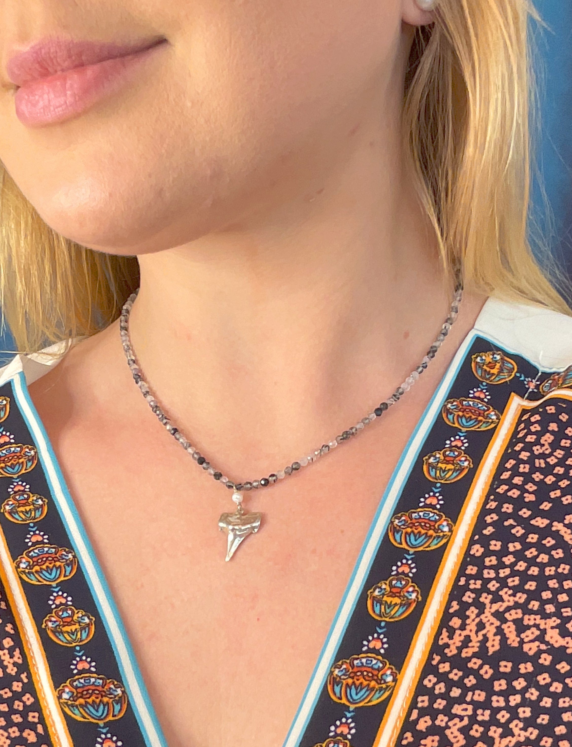 Sharktooth Necklace in Rutilated Quartz