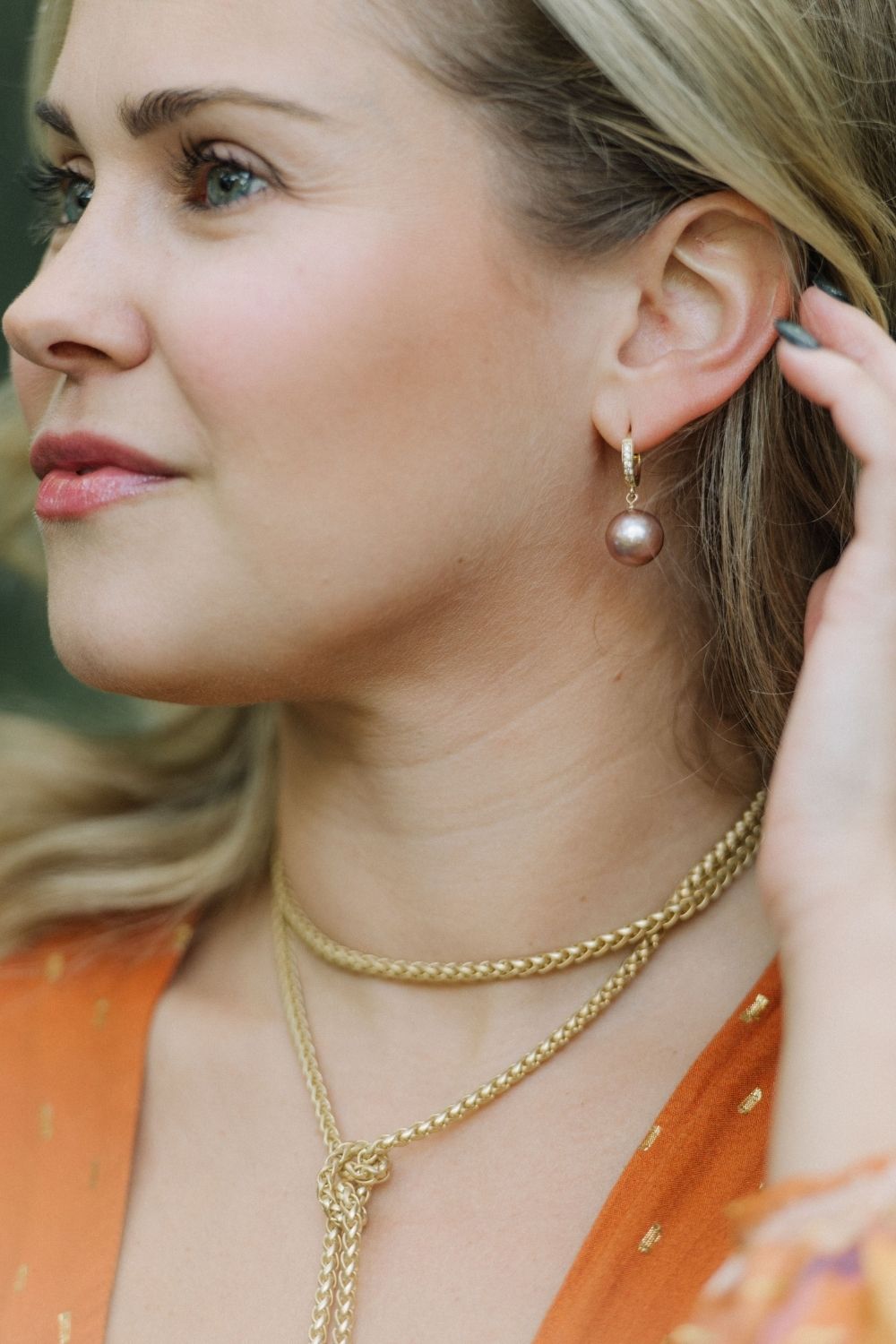 Diana Pearl Earrings in Pink Pearl 