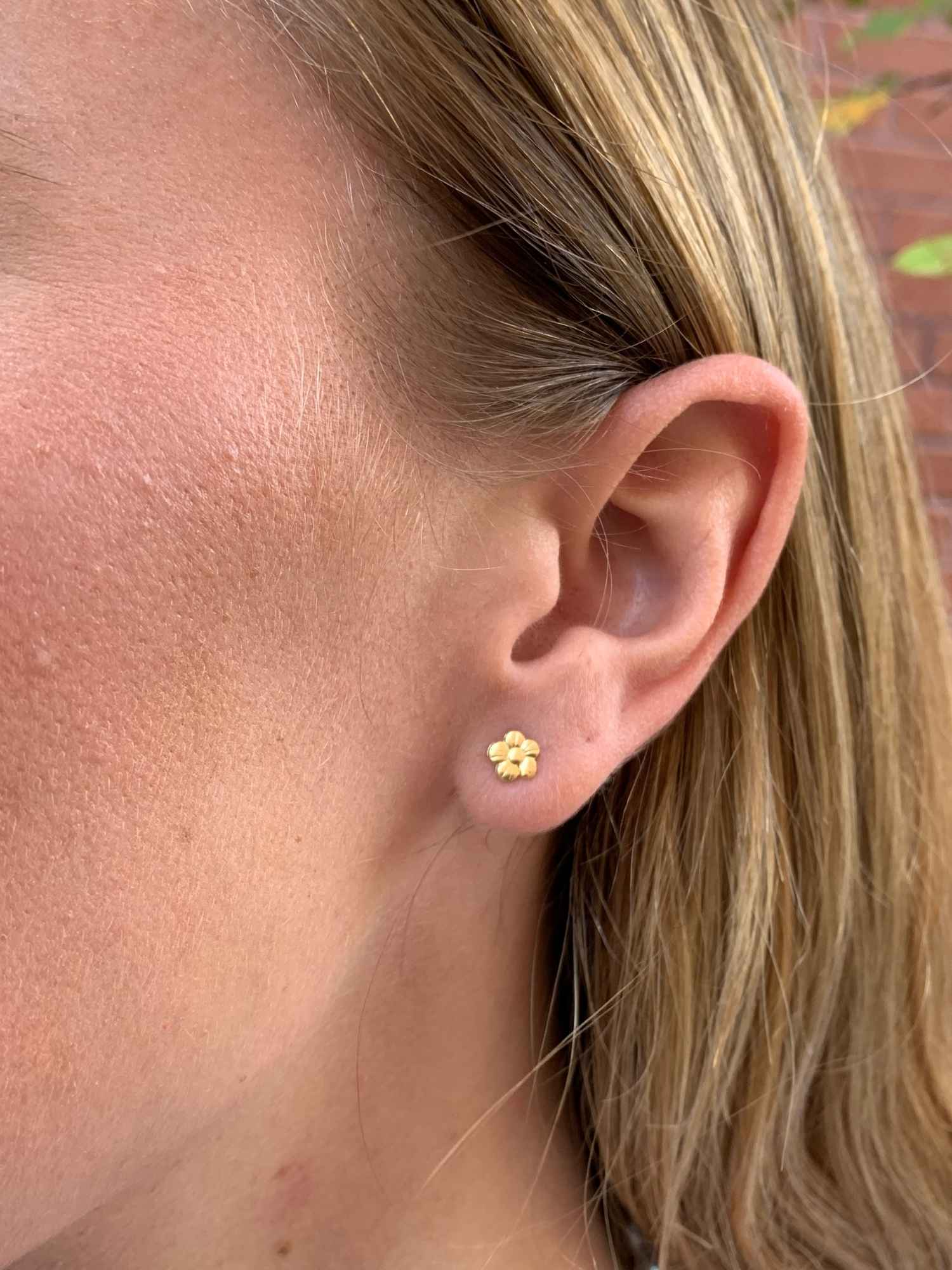 Flower Stud Earring