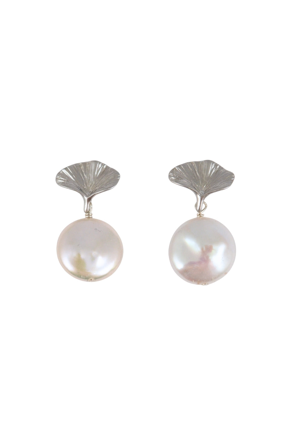 Gingko Earrings in White Pearl