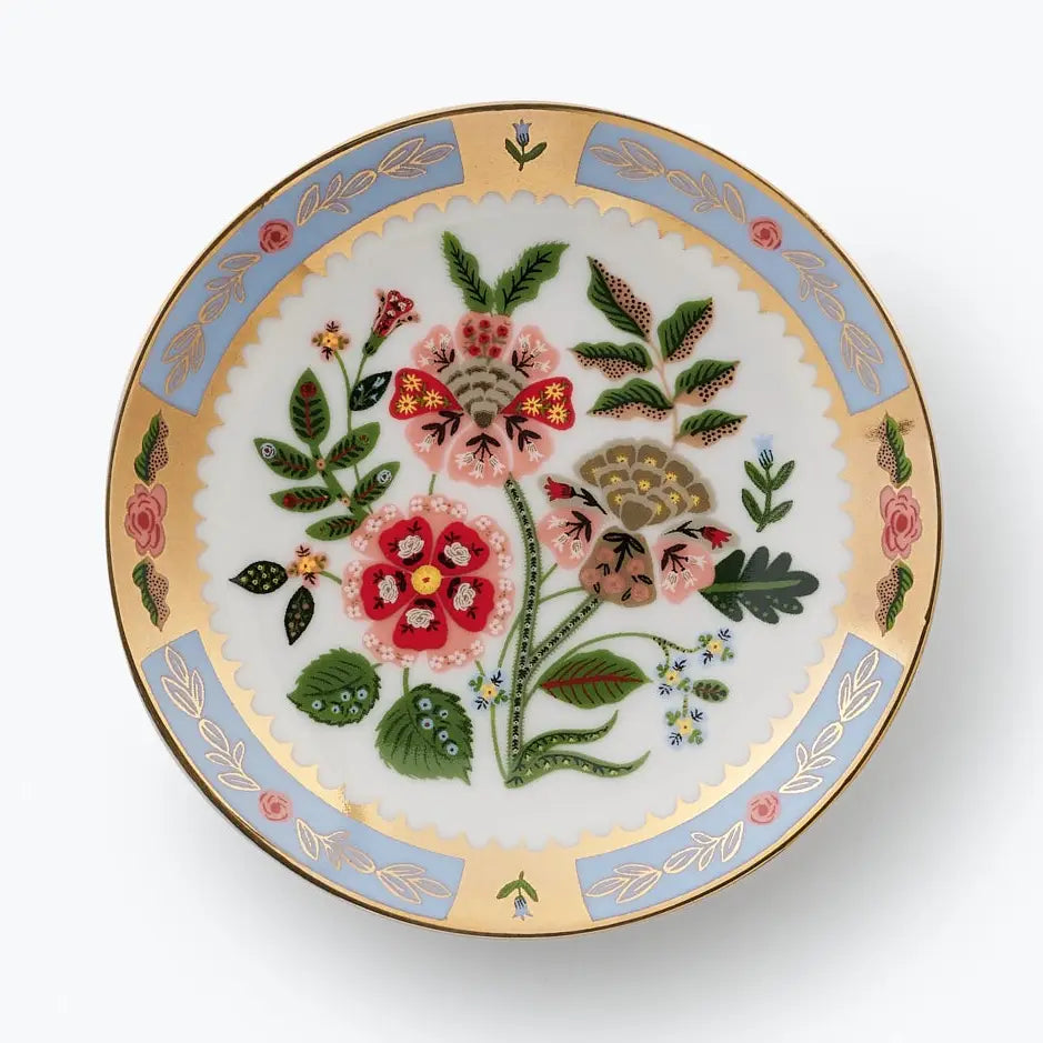 Gracie ring dish on white background