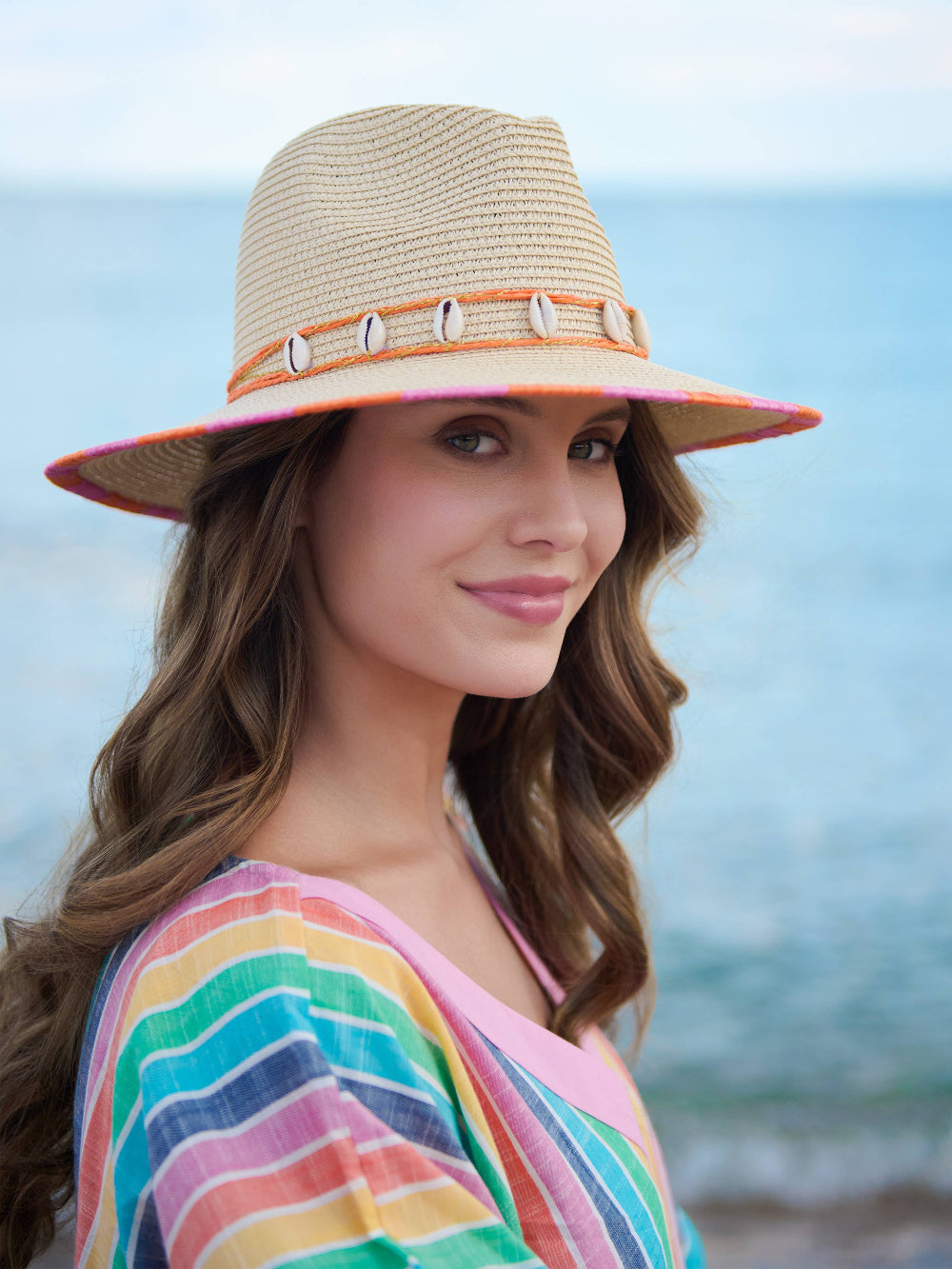 riviera straw hat on model