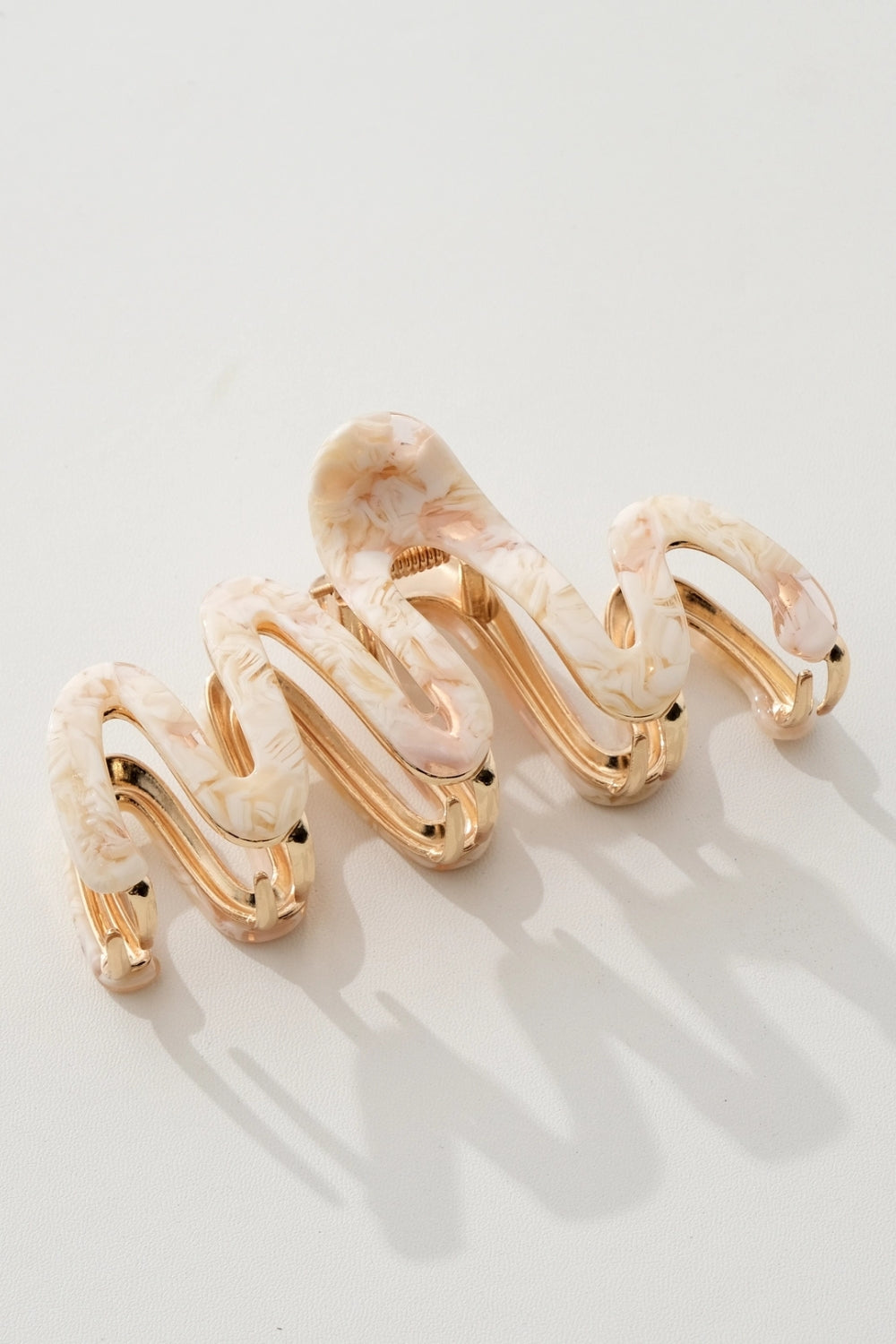 Wave Spring Claw Clip