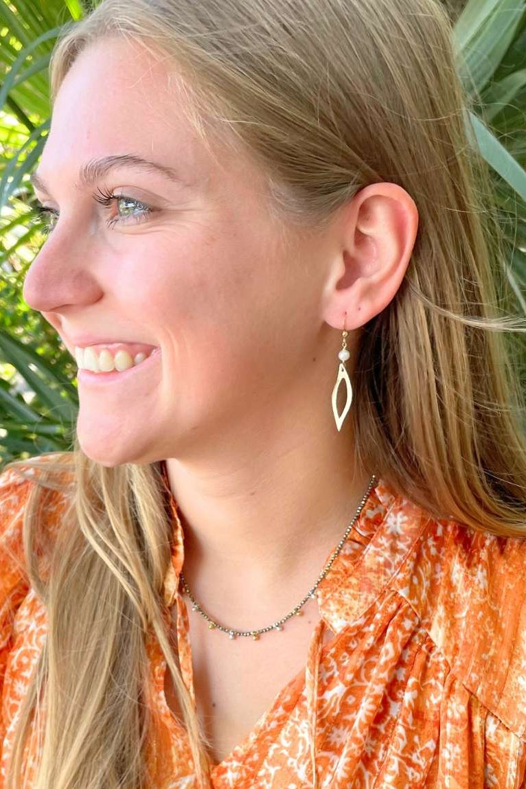 Carmen Earrings in Pearl