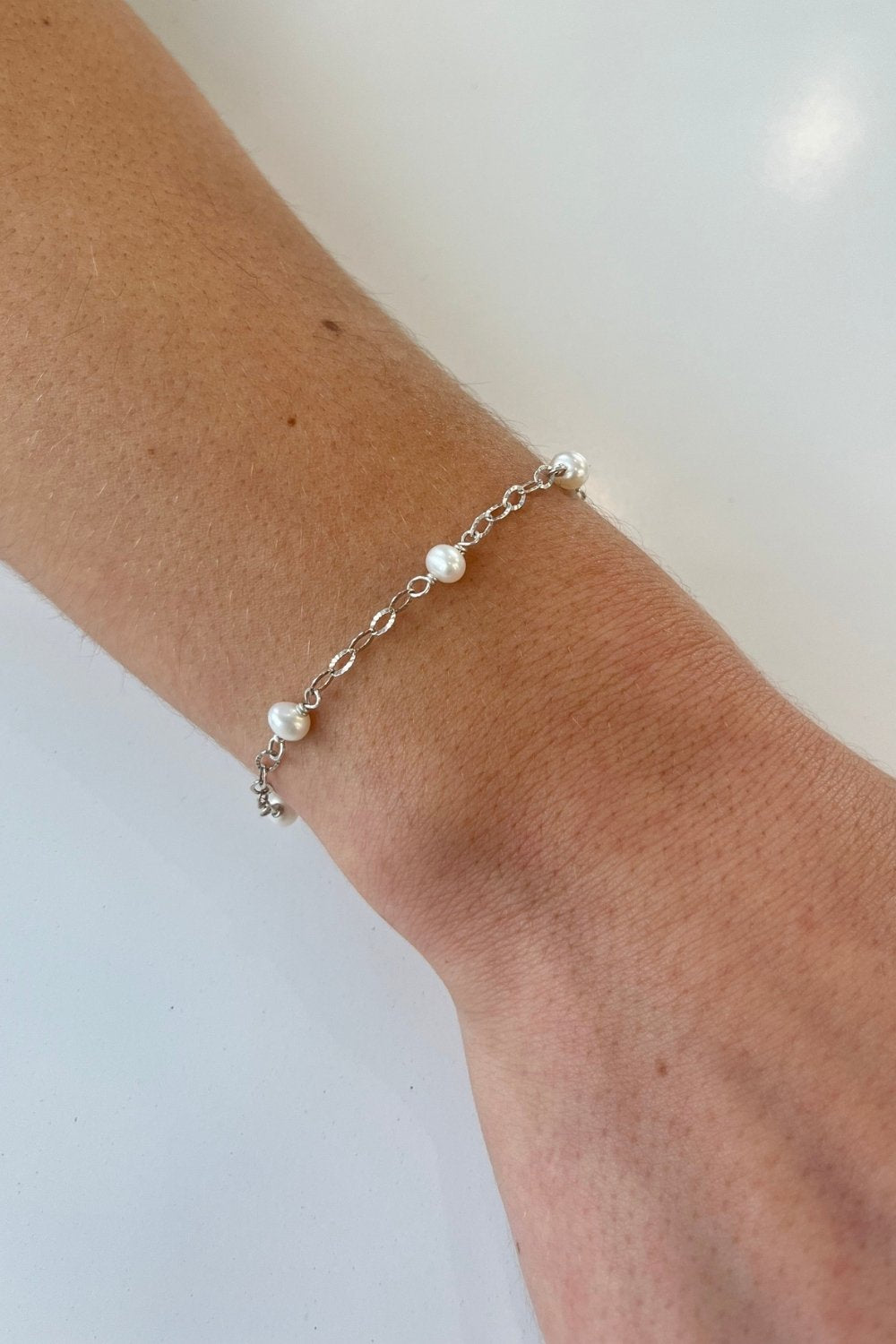 Starburst Bracelet in Pearl