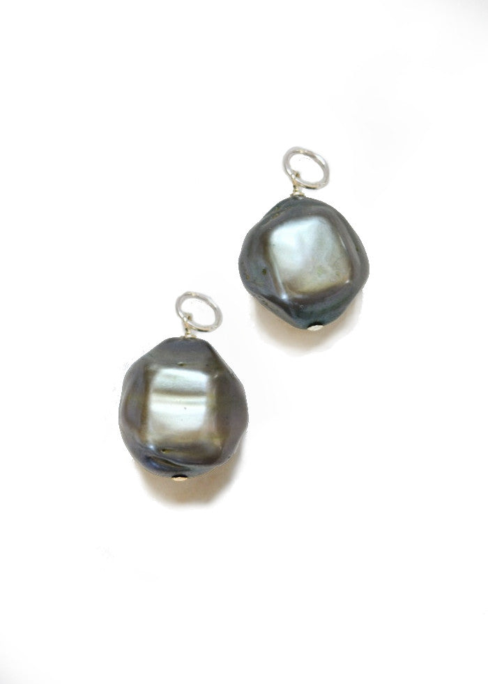 Green Baroque Pearl Charm